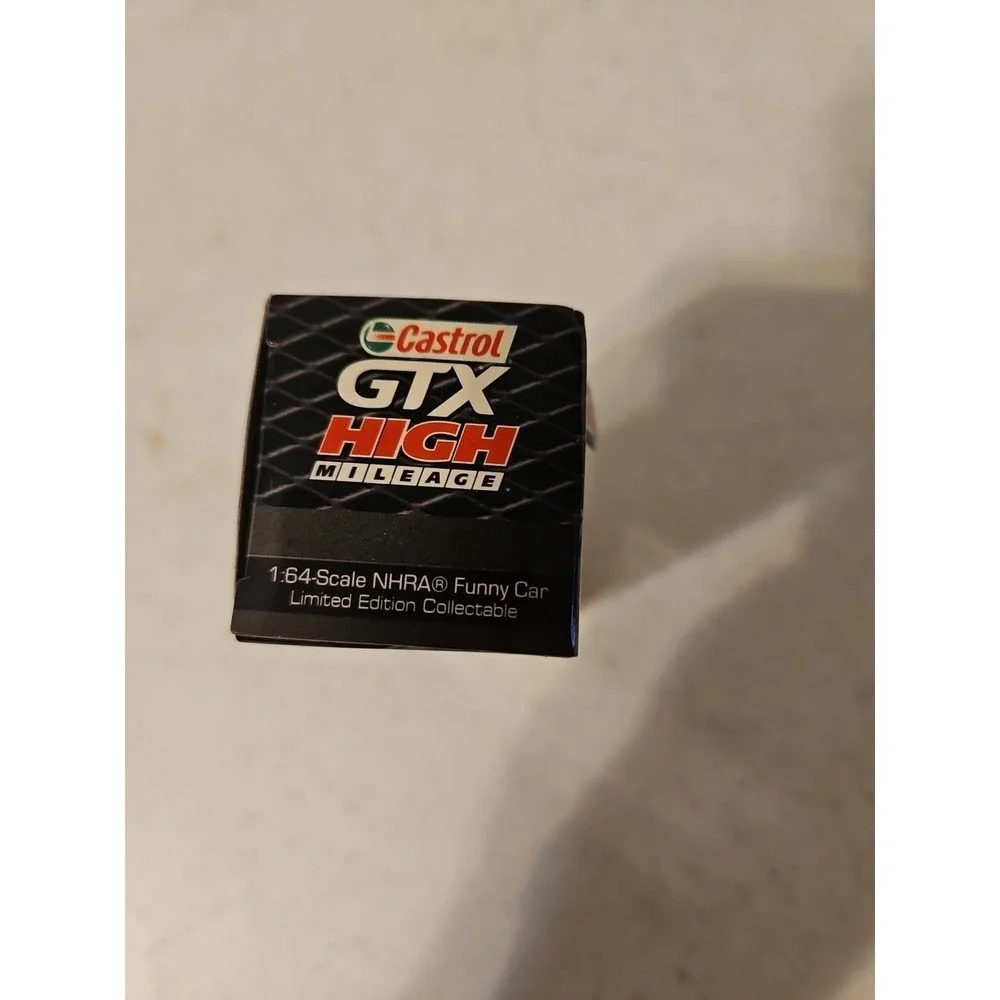 Lionel Action Racing Castrol John Force 15X Funny Car Champion 1:64 Diecast Car‎
